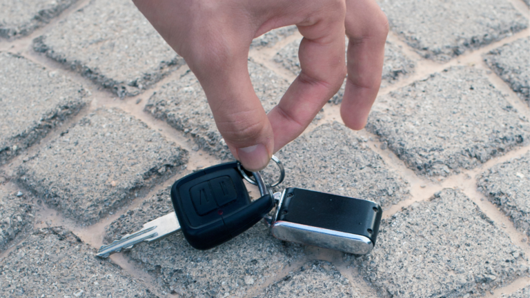 Efficient Solutions for Lost Car Keys No Spare in Tarzana, CA